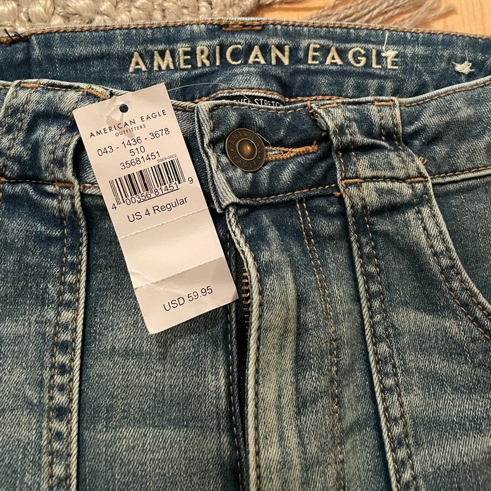 American Eagle size 4 regular flare jeans